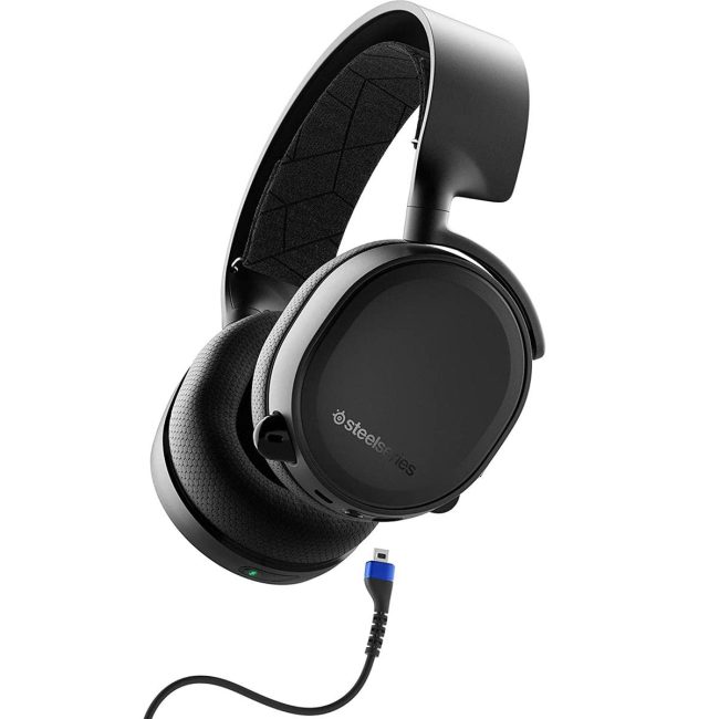 1.SteelSeries Arctis 3 Bluetooth Headset 